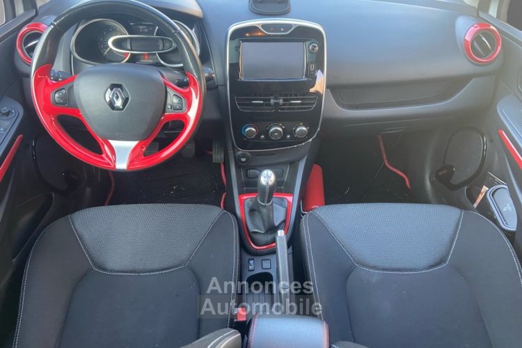 Renault Clio IV BUSINESS dCi 75 AVEC TOIT PANORAMQIUE - <small></small> 7.990 € <small>TTC</small> - #11