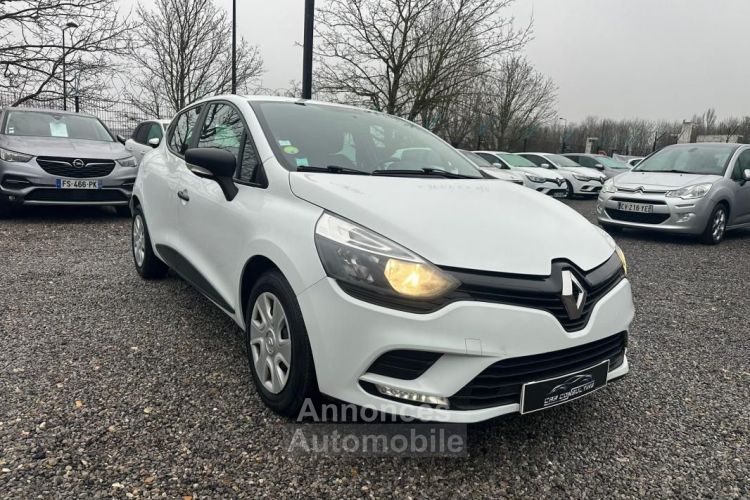 Renault Clio IV DCI 75 ENERGY E6C AIR 5P 1 ERE MAIN - <small></small> 7.490 € <small>TTC</small> - #1