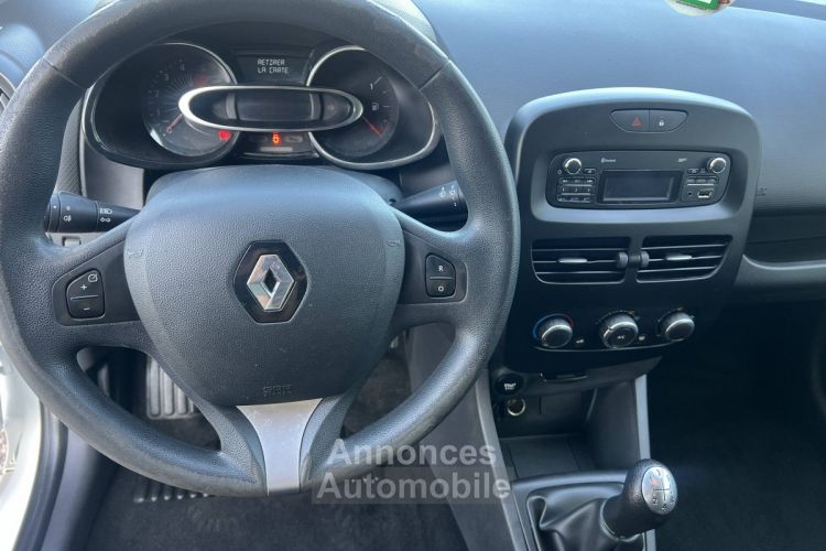 Renault Clio IV (K98) 1.5 dCi 75ch energy Life Clim Régulateur TV20% 4,150€ H.T. - <small></small> 4.980 € <small>TTC</small> - #14