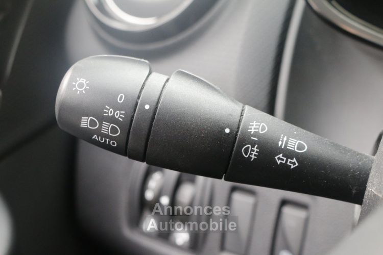 Renault Clio IV Ph.2 1.5 DCI Intens 110 BVM6 (Sièges chauffants, Bluetooth, GPS...) - <small></small> 11.990 € <small>TTC</small> - #22