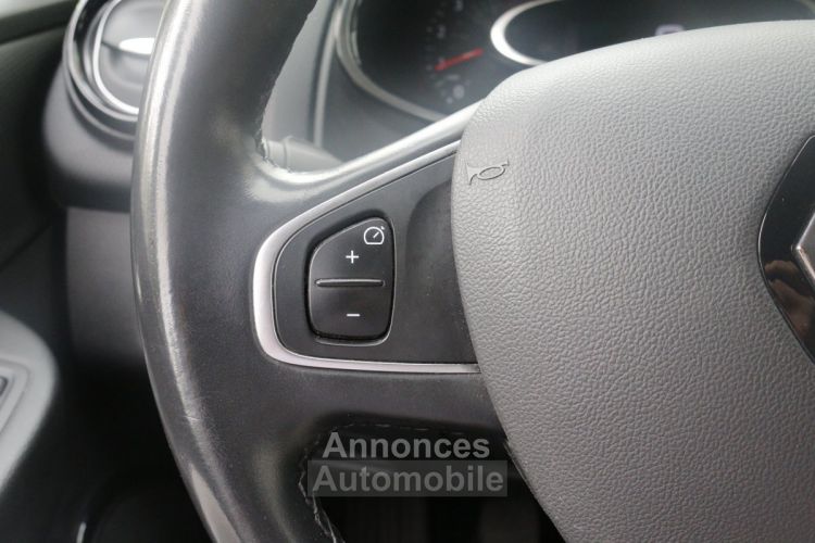 Renault Clio IV Ph.2 1.5 DCI Intens 110 BVM6 (Sièges chauffants, Bluetooth, GPS...) - <small></small> 11.990 € <small>TTC</small> - #23