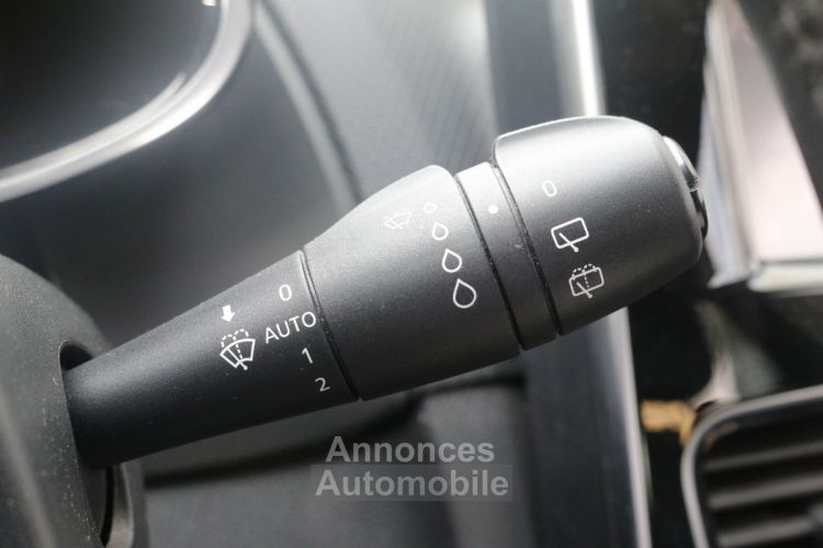 Renault Clio IV Ph.2 1.5 DCI Intens 110 BVM6 (Sièges chauffants, Bluetooth, GPS...) - <small></small> 11.990 € <small>TTC</small> - #26