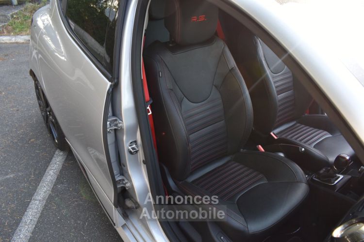 Renault Clio IV RS Trophy 5 Portes Phase 2 1.6 T 220 cv Boîte auto ENTRETIEN EXCLUSIVE REUNAULT - <small></small> 25.490 € <small>TTC</small> - #16