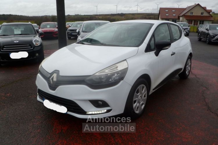 Renault Clio IV SOCIETE 1.5 DCI 75CH ENERGY 5 PORTES AIR ECO² - <small></small> 8.400 € <small>TTC</small> - #1