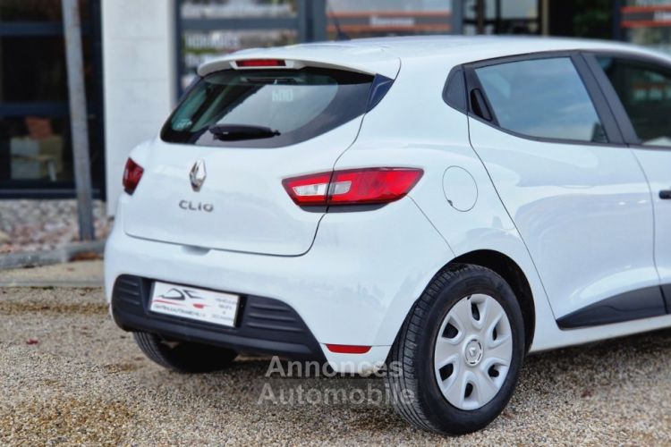 Renault Clio IV SOCIETE DCI 90 ENERGY ECO2 AIR - <small></small> 8.990 € <small>TTC</small> - #9