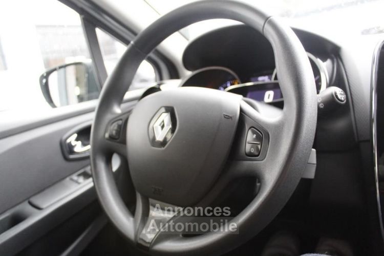 Renault Clio IV SOCIETE IV SOCIETE 1.5 DCI 75 ENERGY AIR MEDIANAV E6 - <small></small> 5.490 € <small>TTC</small> - #14