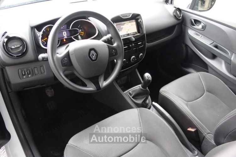 Renault Clio IV SOCIETE IV SOCIETE 1.5 DCI 75 ENERGY AIR MEDIANAV E6 - <small></small> 5.490 € <small>TTC</small> - #17