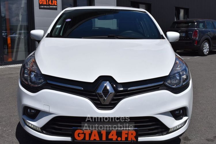 Renault Clio IV STE 0.9 TCE 90CH ENERGY BUSINESS REVERSIBLE - <small></small> 10.980 € <small>TTC</small> - #17