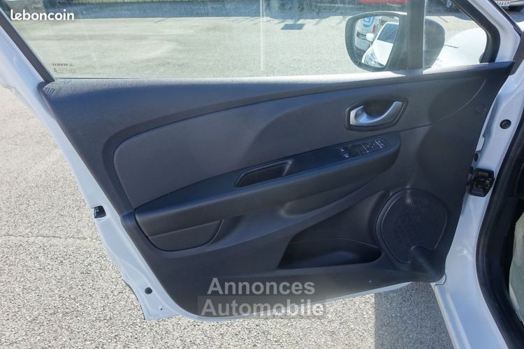 Renault Clio IV STE 1.5 DCI 75CH ENERGY AIR - <small></small> 6.300 € <small>TTC</small> - #5