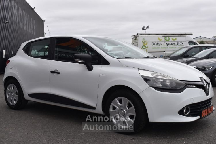 Renault Clio IV STE 1.5 DCI 75CH ENERGY AIR EURO6 - <small></small> 10.490 € <small>TTC</small> - #20