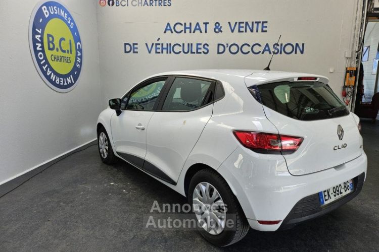 Renault Clio IV STE 1.5 DCI 75CH ENERGY AIR MEDIANAV - <small></small> 7.290 € <small>TTC</small> - #5