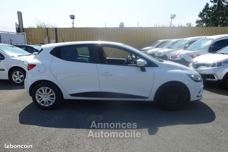 Renault Clio IV STE 1.5 DCI 75CH ENERGY AIR MEDIANAV E6C - <small></small> 5.800 € <small>TTC</small> - #2