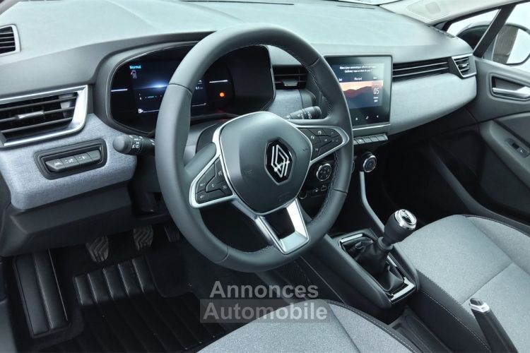 Renault Clio Nouvelle 5 Société Evolution Réversible Dci 100 - Leasing - <small></small> 18.976 € <small></small> - #6