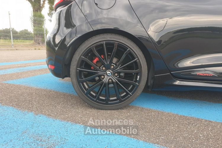 Renault Clio RS - 220 - BV EDC  R.S Monitor Akrapovic Trophy - <small></small> 20.590 € <small>TTC</small> - #50