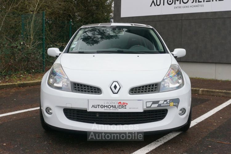 Renault Clio RS 2.0 i 200 ch F1 TEAM R27 - <small></small> 16.490 € <small>TTC</small> - #3