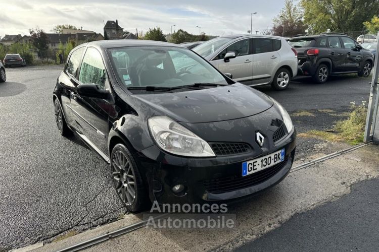 Renault Clio RS 2.0i - 200 3p Clim + Regulateur de vitesse - <small></small> 13.990 € <small>TTC</small> - #7