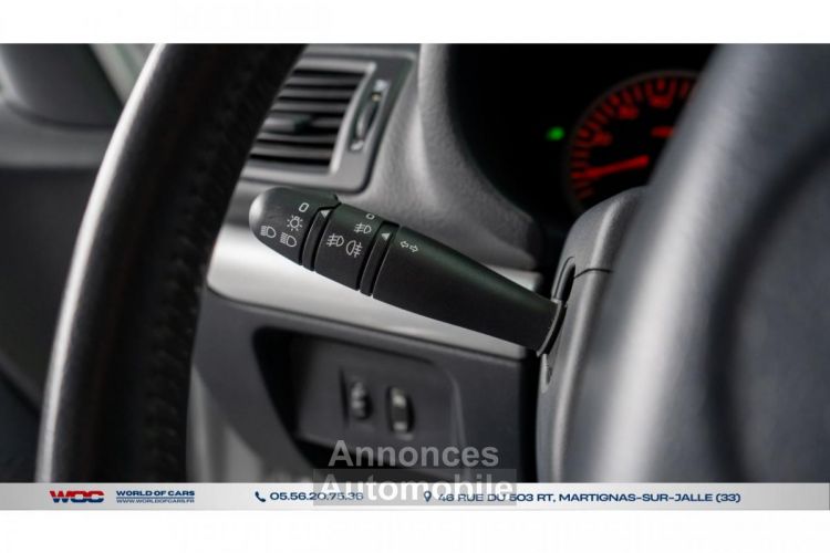 Renault Clio RS 3.0i V6 II V6 BERLINE V6 PHASE 2 - <small></small> 72.900 € <small>TTC</small> - #24