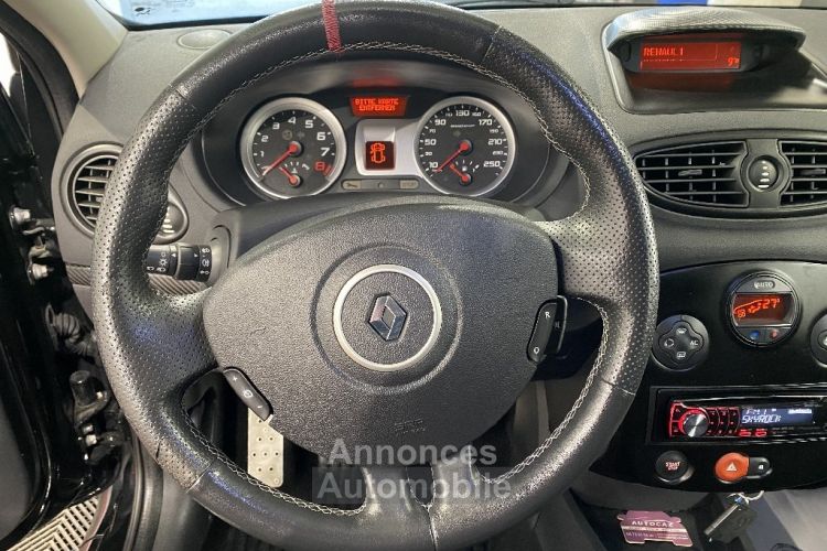 Renault Clio RS III 2.0 16V 200 R27 F1 TEAM N°0498 +RECARO - <small></small> 15.990 € <small>TTC</small> - #10