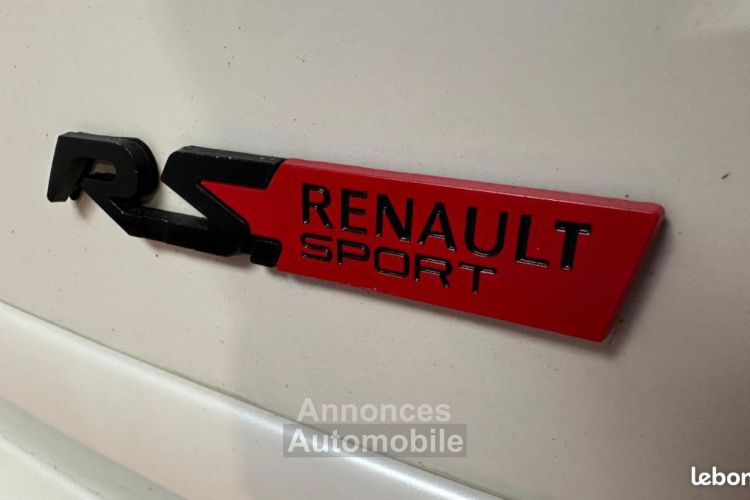 Renault Clio RS trophy 1.6 t 220 cv edc garantie 6 mois - <small></small> 19.490 € <small>TTC</small> - #19