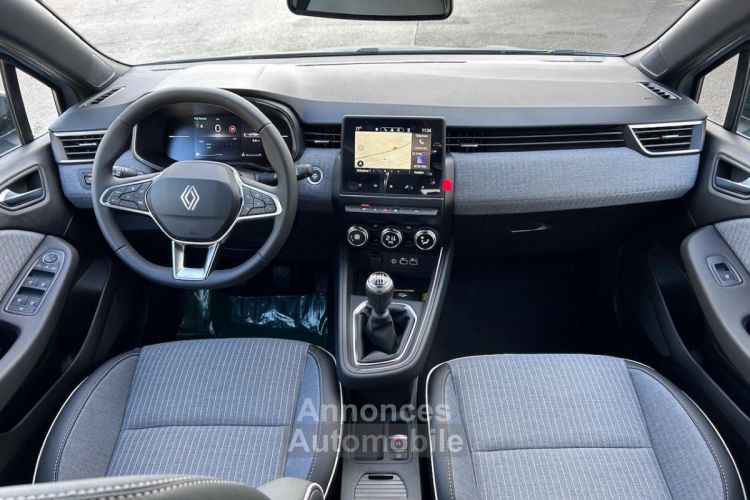 Renault Clio V 1.0 TCE 90CH TECHNO GRIS RAFALE - <small></small> 22.810 € <small></small> - #8