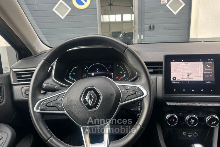 Renault Clio V 1.6 E-TECH Hybrid 140ch Business Historique d'entretien Garantie 12 mois Apple CarPlay Radar de recul 1ère main Faible consommation - <small></small> 12.490 € <small>TTC</small> - #5