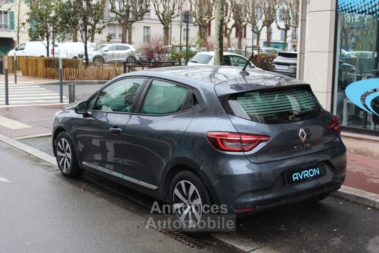 Renault Clio V 1.6 E-TECH HYBRIDE 140 - <small></small> 14.490 € <small>TTC</small> - #20