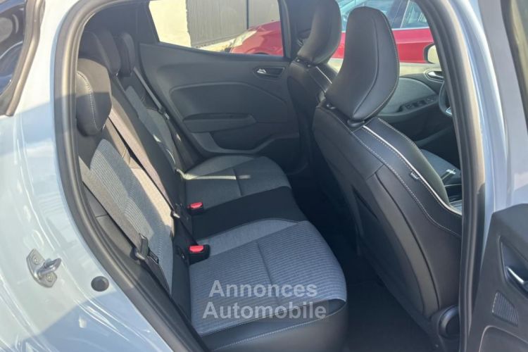 Renault Clio V 5 1.0 TCE 90 ch TECHNO SIEGES CHAUFFANTS + VOLANT CHAUFFANT - <small></small> 18.989 € <small>TTC</small> - #13