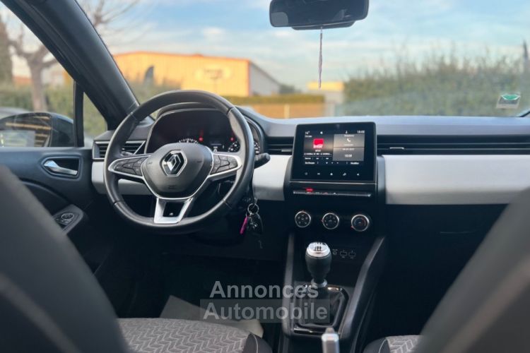 Renault Clio V TCe 90 - 21 Limited 1ERE MAIN CAM CARPLAY LINE ASSIST - <small></small> 12.990 € <small>TTC</small> - #14