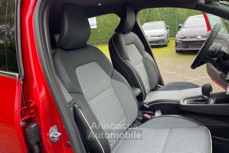 Renault Clio V TCe 90 Techno X-TRONIC - <small></small> 20.990 € <small>TTC</small> - #20