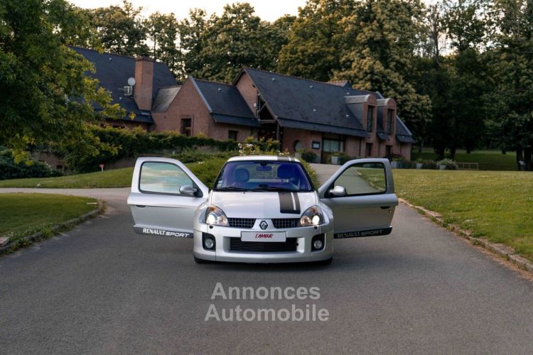 Renault Clio V6 3.0 255ch - <small></small> 68.900 € <small>TTC</small> - #7