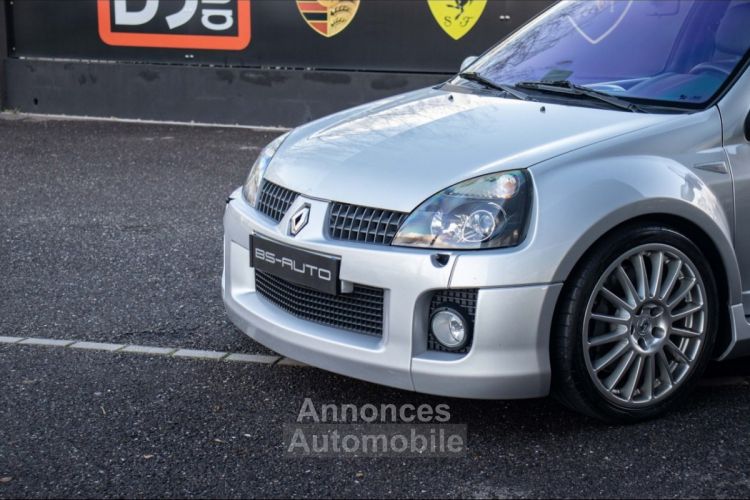 Renault Clio V6 3.0 - 255ch n°0178/1309 - <small></small> 84.900 € <small>TTC</small> - #7