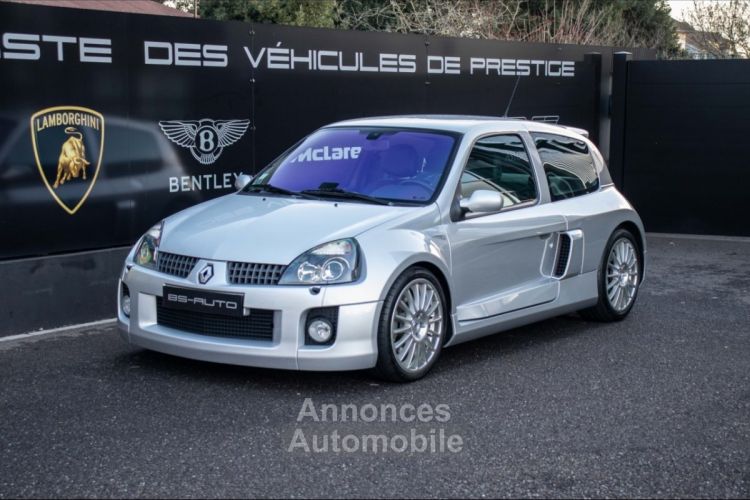 Renault Clio V6 3.0 - 255ch n°0178/1309 - <small></small> 84.900 € <small>TTC</small> - #12