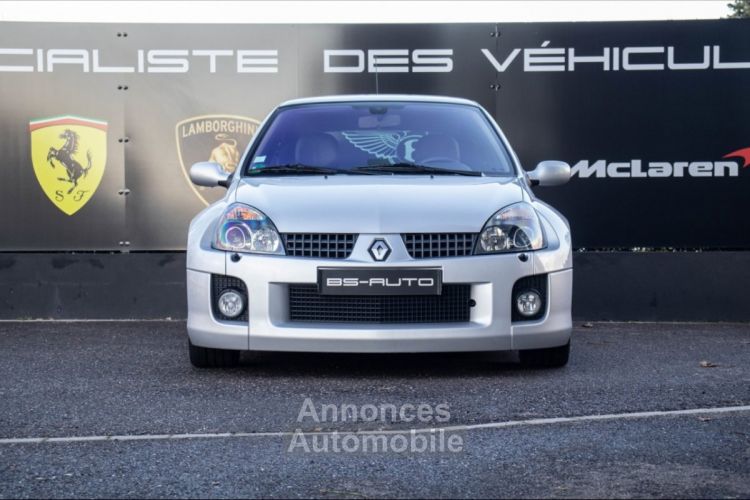 Renault Clio V6 3.0 - 255ch n°0178/1309 - <small></small> 84.900 € <small>TTC</small> - #27