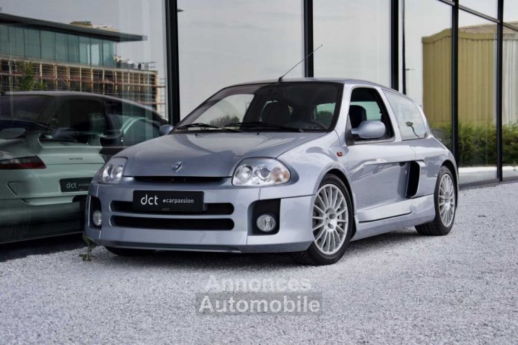 Renault Clio V6 3.0i 24v PHASE I UNIQUE Condition - <small></small> 65.900 € <small>TTC</small> - #21