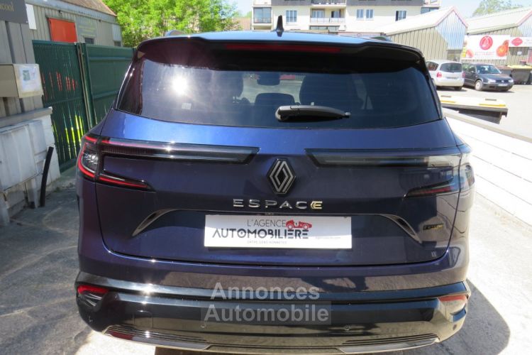 Renault Espace ICONIC VI E-TECH 1.2 DIG-T 12V 200 Hybrid 2WD Xtronic (7P) S&S 130 cv Boîte auto - <small></small> 46.490 € <small>TTC</small> - #4