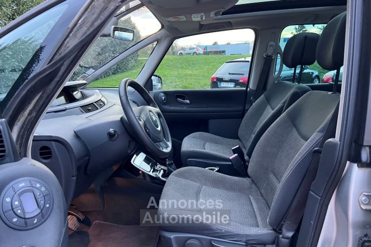 Renault Espace Renault Espace 2.0 DCI Edition 25ème Anniversaire - Toit Ouvrant - Régulateur - Clim Auto - Boite Automatique - Attelage - GPS - <small></small> 2.990 € <small>TTC</small> - #10