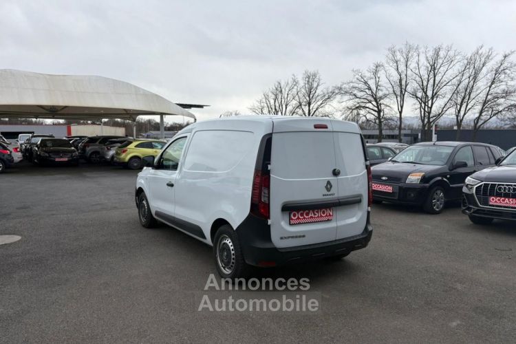 Renault Express FOURGON CONFORT 1.5 BLUE DCI 95CH TVA RECUPERABLE GTIE 12 MOIS - <small></small> 12.990 € <small>TTC</small> - #4