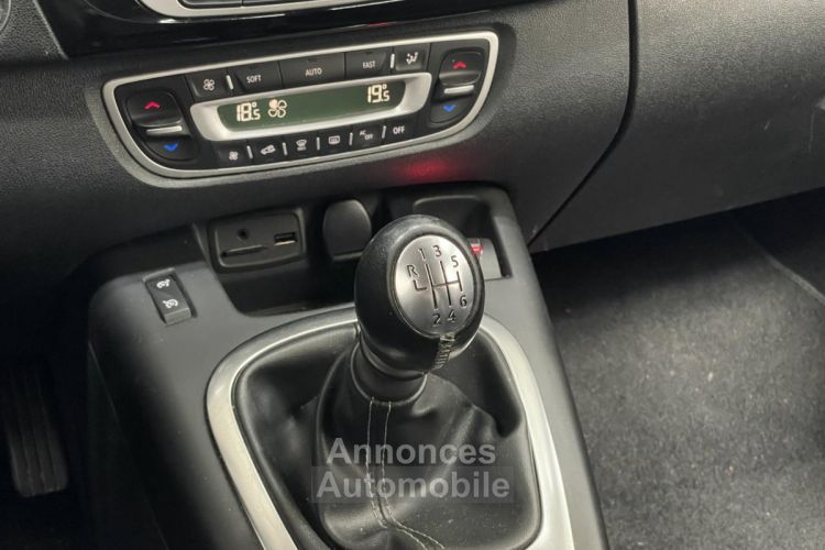 Renault Grand Scenic 1.5 Energy dCi 110 CH 7 places BOSE - <small></small> 9.990 € <small>TTC</small> - #14