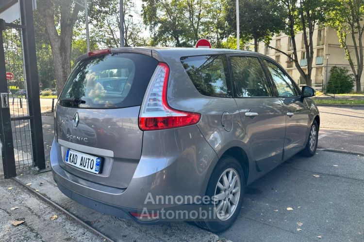 Renault Grand Scenic III 1.5 DCI 110 FAP PRIVILEGE EDC 5PL EURO5 - <small></small> 6.995 € <small>TTC</small> - #18