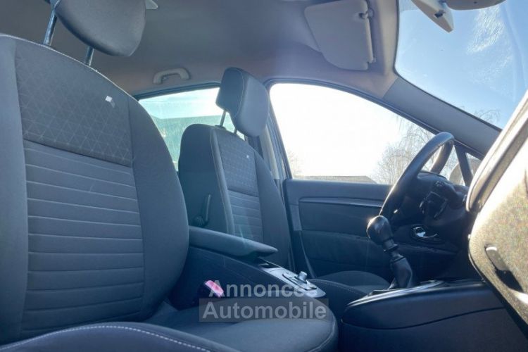 Renault Grand Scenic III 1.5 DCI 110CH LIMITED 7 PLACES 2015 - <small></small> 7.990 € <small>TTC</small> - #10