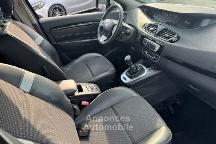 Renault Grand Scenic III 1.6 DCI 130CH ENERGY BOSE ECO² 5 PLACES - <small></small> 5.990 € <small>TTC</small> - #2