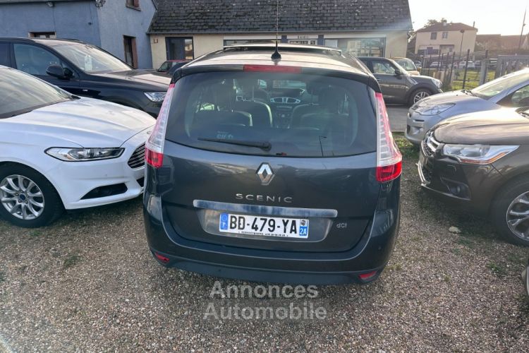 Renault Grand Scenic III dCi 160 FAP Jade Euro 5 7 pl 2011 TRES BONNE ÉTAT - <small></small> 6.500 € <small>TTC</small> - #5