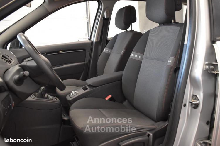 Renault Grand Scenic Scénic 1.5 DCI 110 CH BUSINESS SUIVI GARANTIE 6 A 60 MOIS - <small></small> 5.990 € <small>TTC</small> - #7