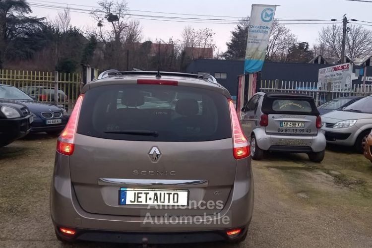 Renault Grand Scenic Scénic III (2) 1.5 DCI 110 BOSE 7 PL - <small></small> 6.990 € <small>TTC</small> - #12