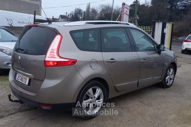 Renault Grand Scenic Scénic III (2) 1.5 DCI 110 BOSE 7 PL - <small></small> 6.990 € <small>TTC</small> - #13