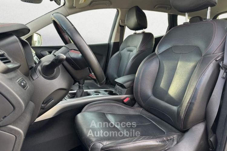 Renault Kadjar 1.2 TCE 130CH ENERGY BLACK EDITION, 1er MAIN,CAMERA DE RECUL, VIRTUAL COCKPIT - <small></small> 14.490 € <small>TTC</small> - #9