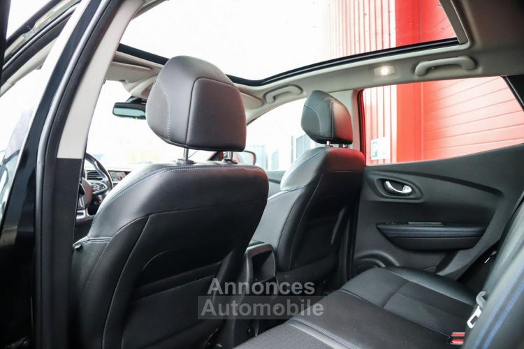 Renault Kadjar 1.3 TCe 140 S-EDITION TOIT PANORAMIQUE CAMERA GPS SEMI CUIR 2.500 euros dopts - <small></small> 15.970 € <small></small> - #16