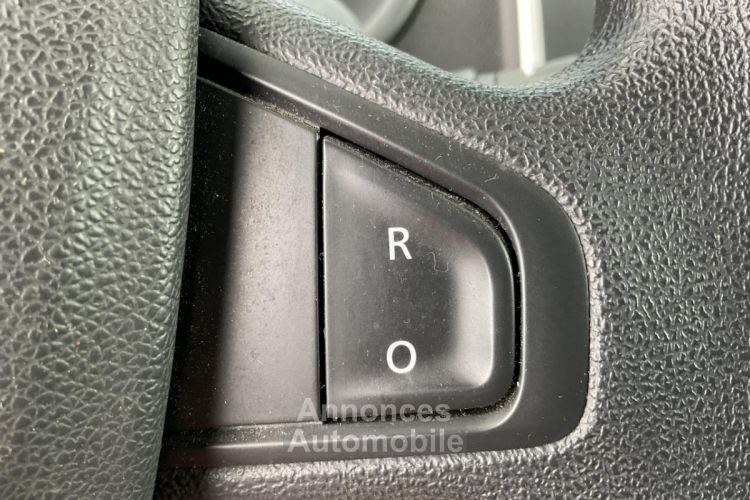 Renault Kangoo 1.5L Energy dCi 80CH GENERIQUE - 10 325HT - 3 PLACES / RADAR AR / GPS - <small></small> 12.390 € <small></small> - #26