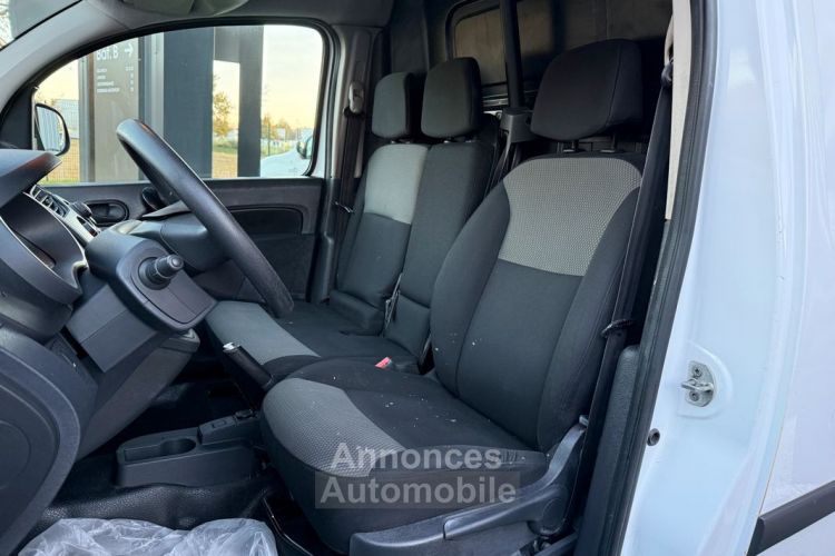 Renault Kangoo Express 1.5 BlueDCi 95ch Grand Confort S&S TVA RECUP 3 places 1ère main Climatisation Bluetooth Habillage bois Régulateur - <small></small> 11.990 € <small>TTC</small> - #2