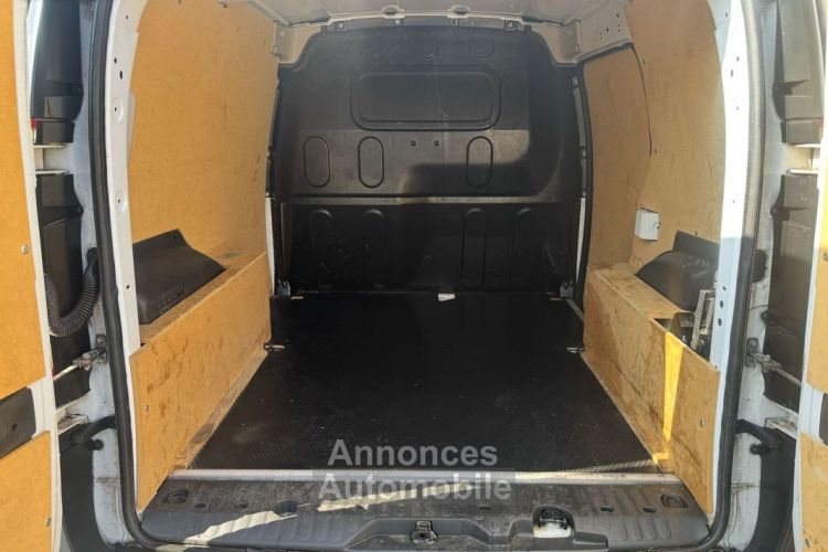 Renault Kangoo Express BLUE DCI 95 Extra R-Link Garantie 12 mois 3 places Radar de recul GPS Prix TTC - <small></small> 9.990 € <small>TTC</small> - #4